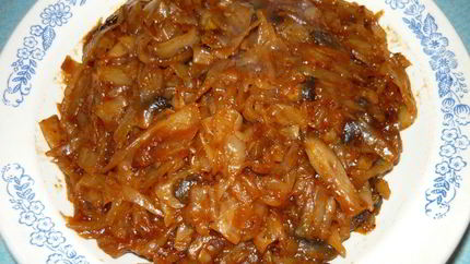 Солянка из капусты с грибами в мультиварке