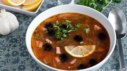 Солянка мясная классическая