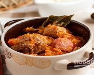 Солянка с капустой и мясом