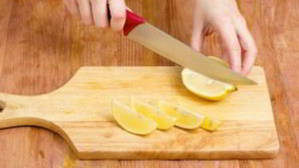 солянка с лимоном