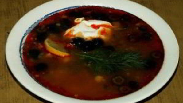 солянка со свиными ребрышками