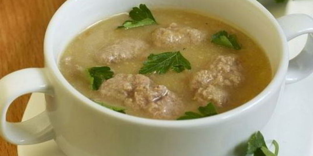 Рецепт картофельного супа-пюре с мясными клецками