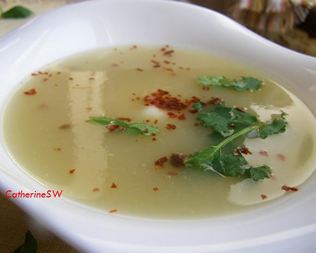 Суп-пюре из корня и стеблей сельдерея