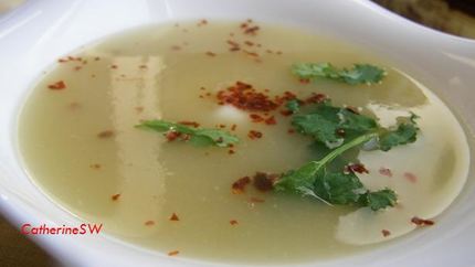 Суп-пюре из корня и стеблей сельдерея