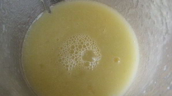 суп-пюре из корня и стеблей сельдерея