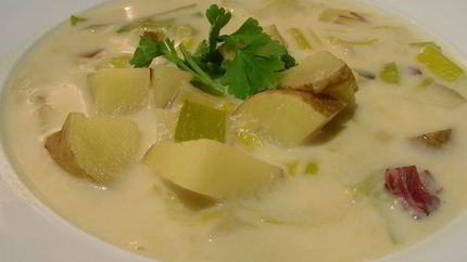 Суп-пюре из лука-порея и картофеля