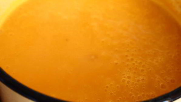 суп-пюре из тыквы с фрикадельками