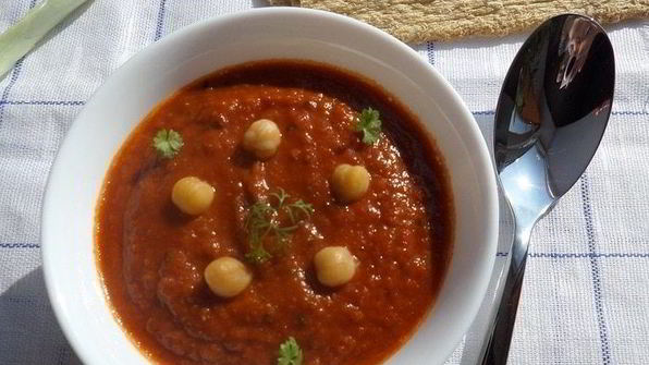 томатный суп-пюре с нутом