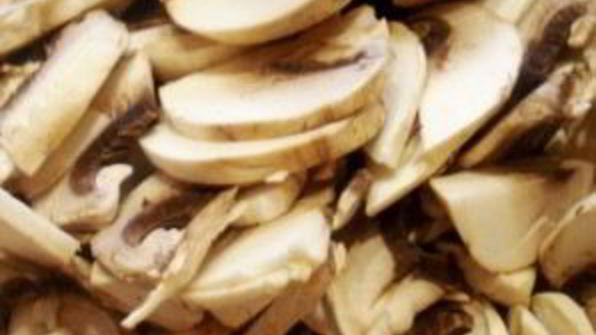 суп с грибами и фасолью