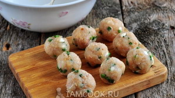 суп с рыбными фрикадельками