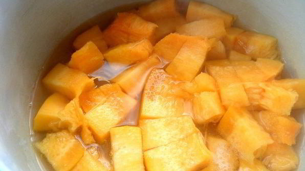 сырно-макаронный суп и чипсы из лаваша