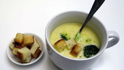 Сырный суп с брокколи в мультиварке