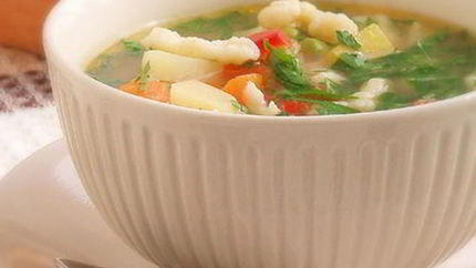 Сырный суп с клецками из кабачка