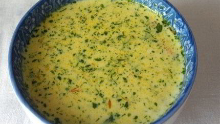 Сырный суп с копчеными ребрышками