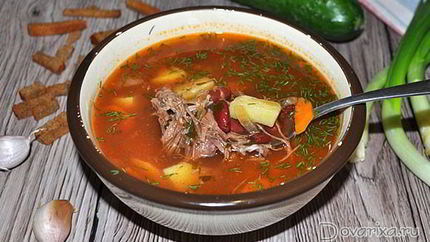 Томатный суп с фасолью