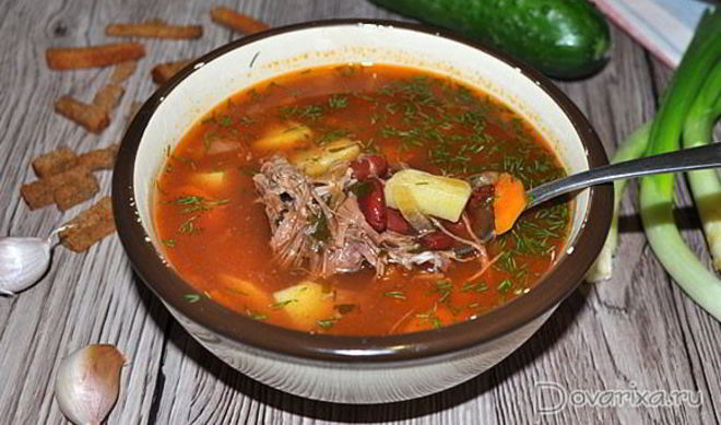 Томатный суп с фасолью