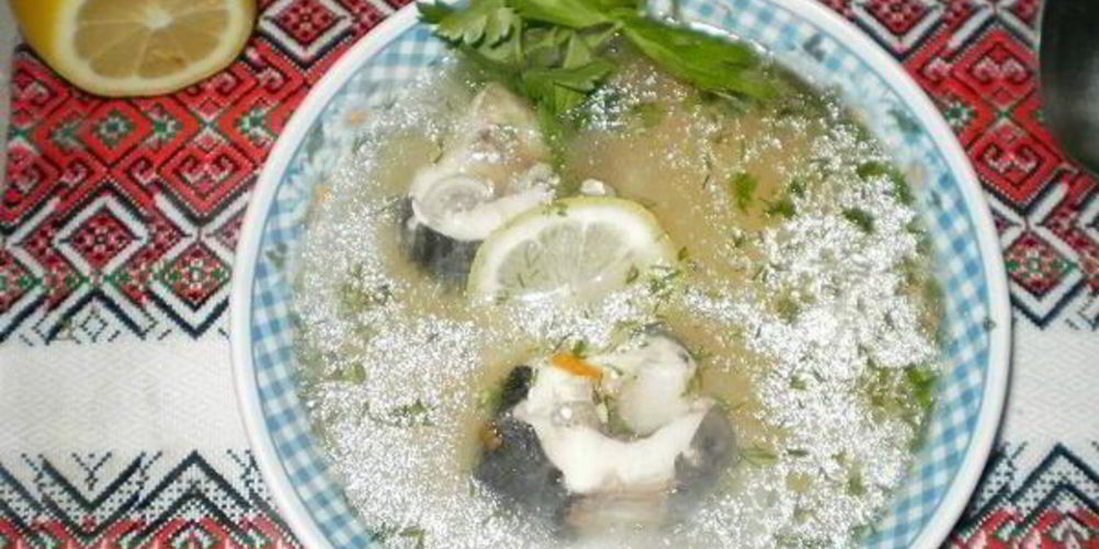 Рецепт ухи из стерляди с шампанским