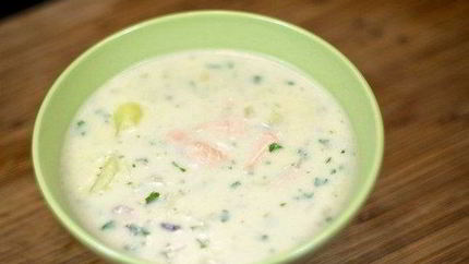 Уха со сливками из красной рыбы