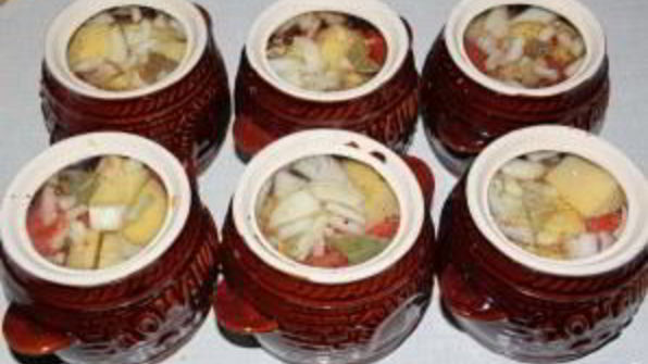 уха в горшочках