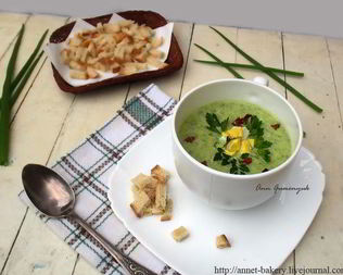 Весенний суп из зеленого лука