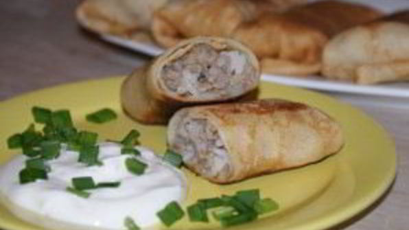 блинчики с мясом и рисом