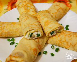 Блинчики с салатом из сельди