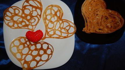 Кружевные блинчики-сердечки