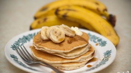 Панкейки с бананом