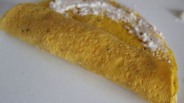 яичные блинчики с творожной начинкой