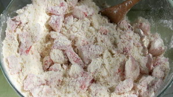 булочки с клубникой