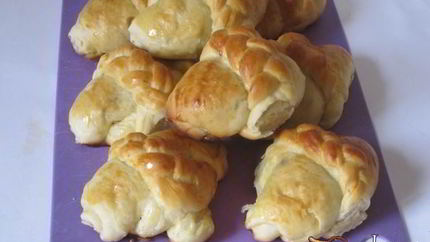 Булочки с начинкой из чернослива и яблок