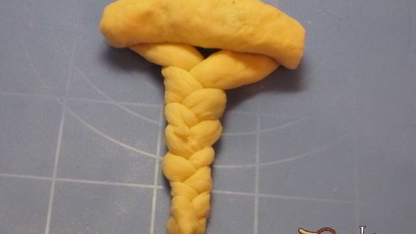 булочки с начинкой из чернослива и яблок