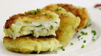 Картофельные пампушки с творогом и сыром