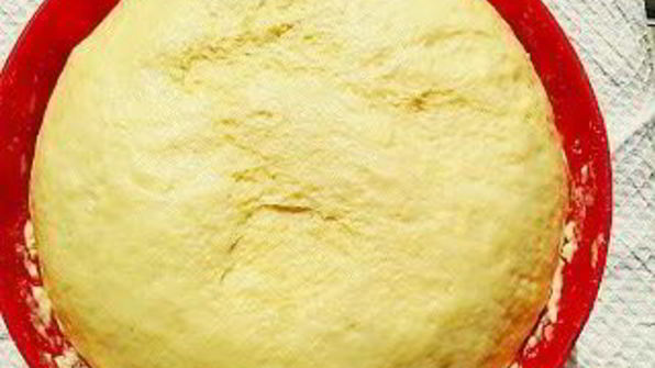 круассаны с апельсиновым и яблочным джемом