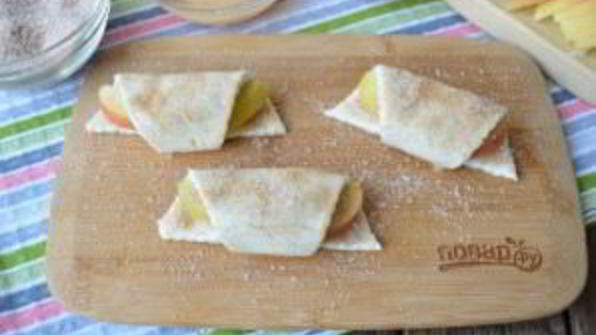 круассаны в стиле яблочный пирог