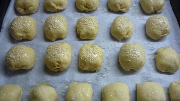 мягкие булочки малышки в духовке