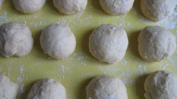 нежные булочки с цедрой лимона и апельсина