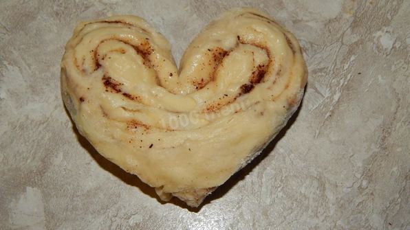 плюшки с корицей и сахаром