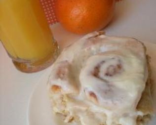 Постные апельсиновые булочки с кардамоном