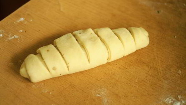 сдобные булочки с грецкими орешками