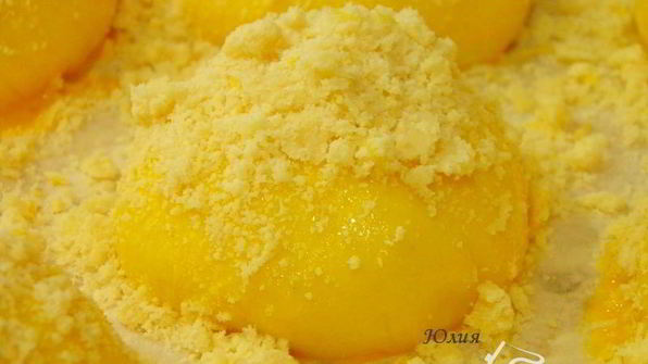 сдобные булочки с посыпкой