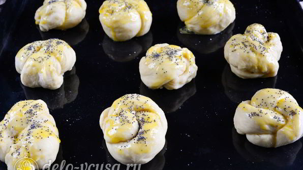 сладкие булочки из дрожжевого теста