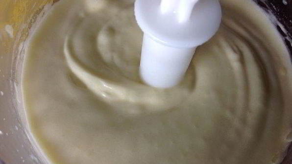 сырные булочки с базиликом на картофельно-дрожжевом тесте