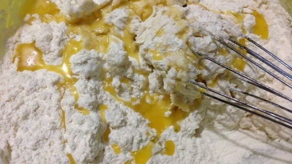 сырные булочки с базиликом на картофельно-дрожжевом тесте