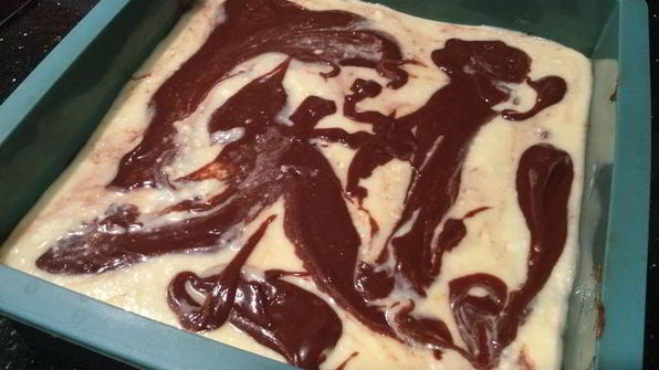 брауни-чизкейк с вишней