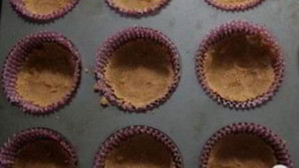 мини-чизкейки с клубникой