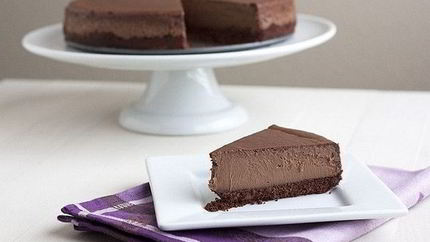 Шоколадно-медовый чизкейк без выпечки