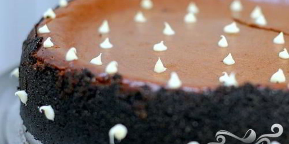 Рецепт шоколадного чизкейка с карамелью
