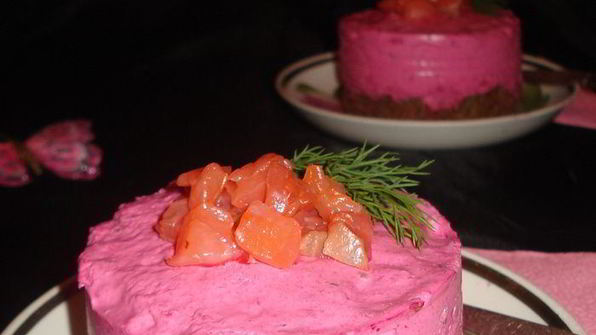 свекольный чизкейк с форелью