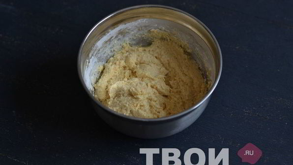 кекс с курагой и апельсиновой цедрой